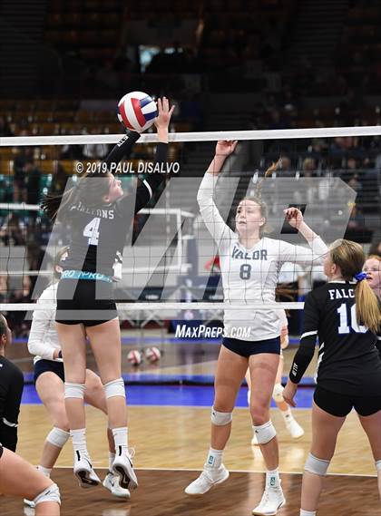 Thumbnail 2 in Valor Christian vs. Highlands Ranch (CHSAA 5A Round 2) photogallery.