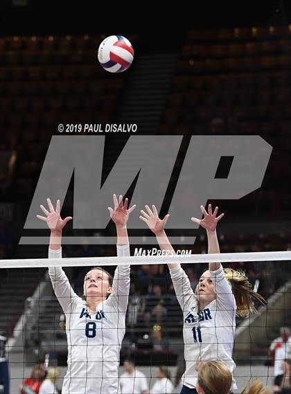 Thumbnail 2 in Valor Christian vs. Highlands Ranch (CHSAA 5A Round 2) photogallery.