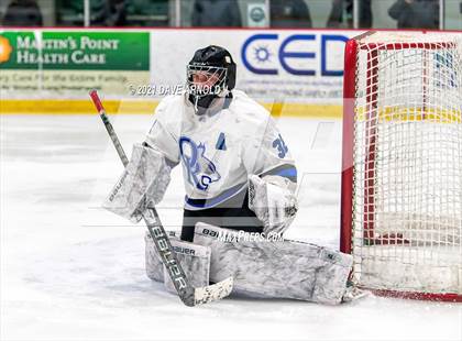 Thumbnail 3 in Dover vs Oyster River (NHIAA Divison 2 Semifinal) photogallery.