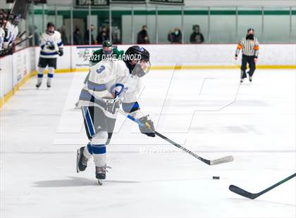 Thumbnail 1 in Dover vs Oyster River (NHIAA Divison 2 Semifinal) photogallery.