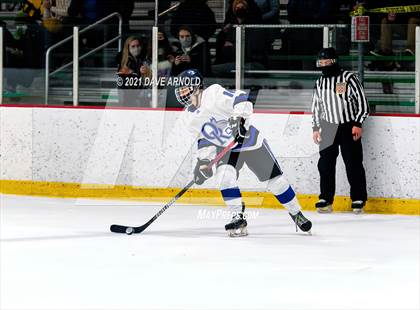 Thumbnail 1 in Dover vs Oyster River (NHIAA Divison 2 Semifinal) photogallery.