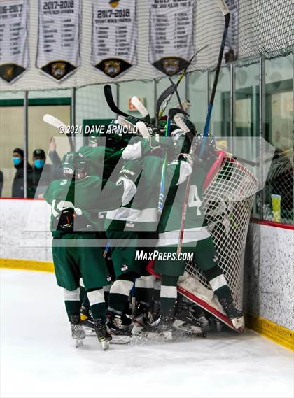 Thumbnail 3 in Dover vs Oyster River (NHIAA Divison 2 Semifinal) photogallery.