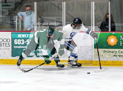 Thumbnail 3 in Dover vs Oyster River (NHIAA Divison 2 Semifinal) photogallery.