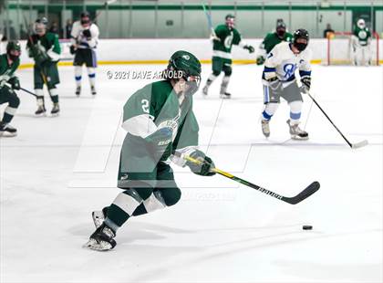 Thumbnail 2 in Dover vs Oyster River (NHIAA Divison 2 Semifinal) photogallery.