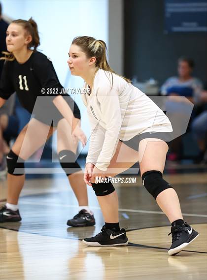Thumbnail 2 in Strawn @ Graford photogallery.
