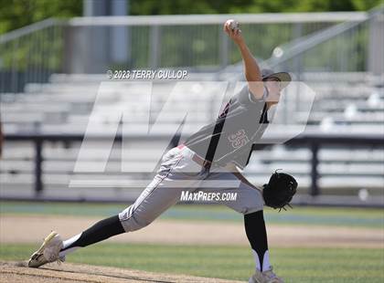 Thumbnail 2 in Jordan vs. Salem Hills (UHSAA 5A bracket Play) photogallery.