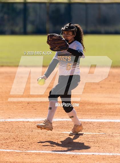 Thumbnail 1 in Chamberlain @ Steinbrenner photogallery.