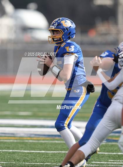 Thumbnail 1 in Union/Allegheny-Clarion Valley vs Redbank Valley (PIAA D9 A Semifinal) photogallery.