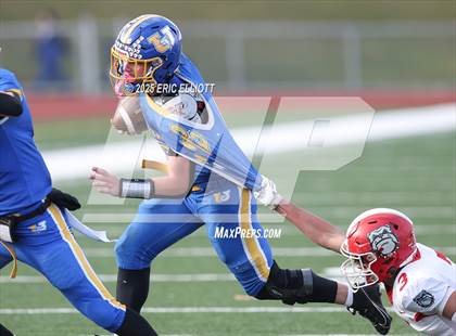 Thumbnail 1 in Union/Allegheny-Clarion Valley vs Redbank Valley (PIAA D9 A Semifinal) photogallery.