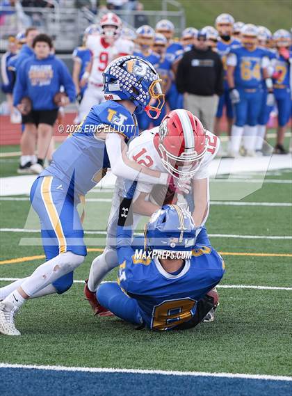 Thumbnail 1 in Union/Allegheny-Clarion Valley vs Redbank Valley (PIAA D9 A Semifinal) photogallery.