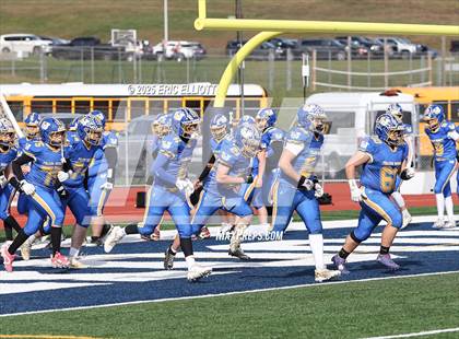 Thumbnail 2 in Union/Allegheny-Clarion Valley vs Redbank Valley (PIAA D9 A Semifinal) photogallery.