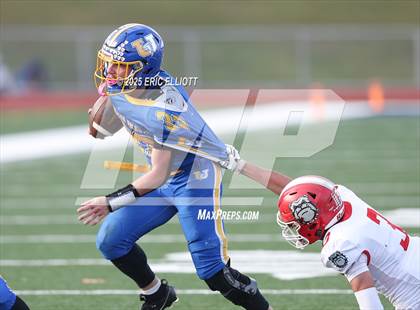Thumbnail 3 in Union/Allegheny-Clarion Valley vs Redbank Valley (PIAA D9 A Semifinal) photogallery.