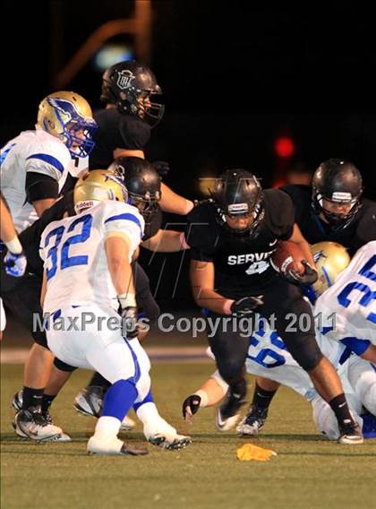 Thumbnail 3 in Santa Margarita vs. Servite  photogallery.