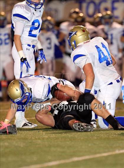 Thumbnail 2 in Santa Margarita vs. Servite  photogallery.