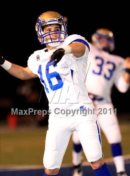 Thumbnail 1 in Santa Margarita vs. Servite  photogallery.