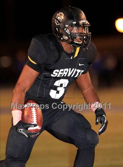 Thumbnail 3 in Santa Margarita vs. Servite  photogallery.
