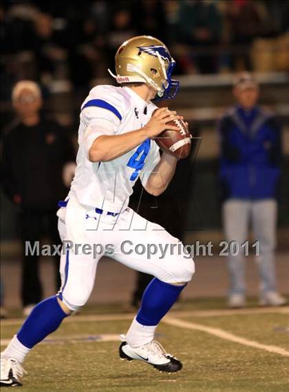 Thumbnail 2 in Santa Margarita vs. Servite  photogallery.