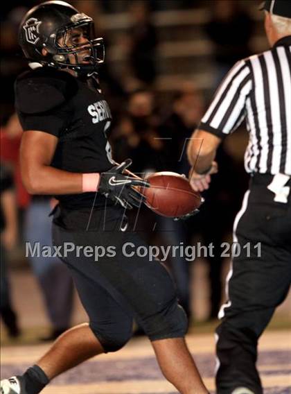 Thumbnail 2 in Santa Margarita vs. Servite  photogallery.