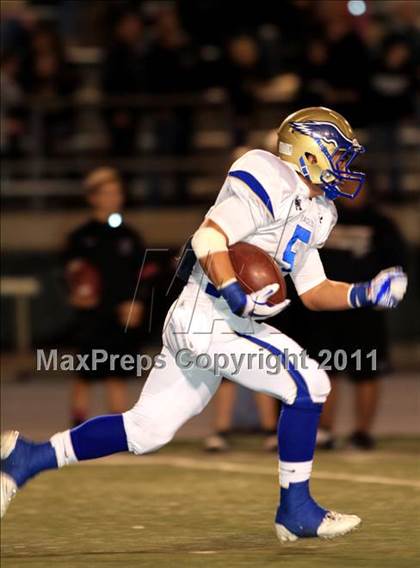 Thumbnail 1 in Santa Margarita vs. Servite  photogallery.