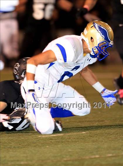 Thumbnail 2 in Santa Margarita vs. Servite  photogallery.