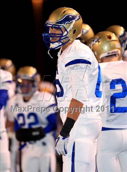Thumbnail 3 in Santa Margarita vs. Servite  photogallery.