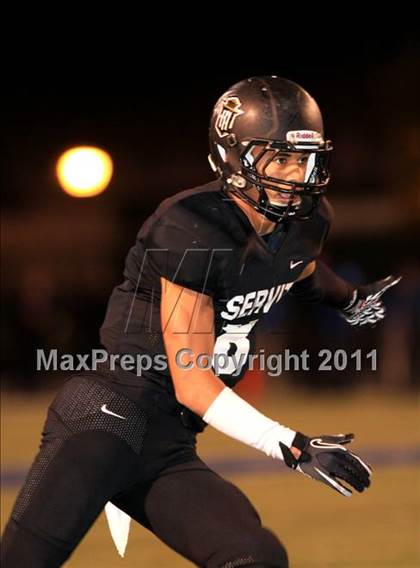 Thumbnail 3 in Santa Margarita vs. Servite  photogallery.
