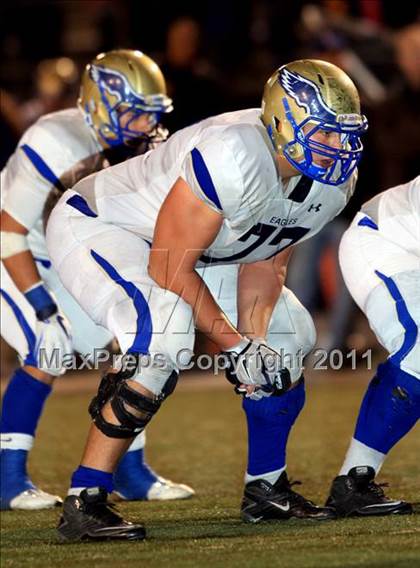 Thumbnail 1 in Santa Margarita vs. Servite  photogallery.