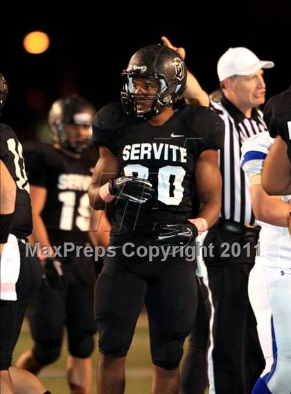 Thumbnail 2 in Santa Margarita vs. Servite  photogallery.