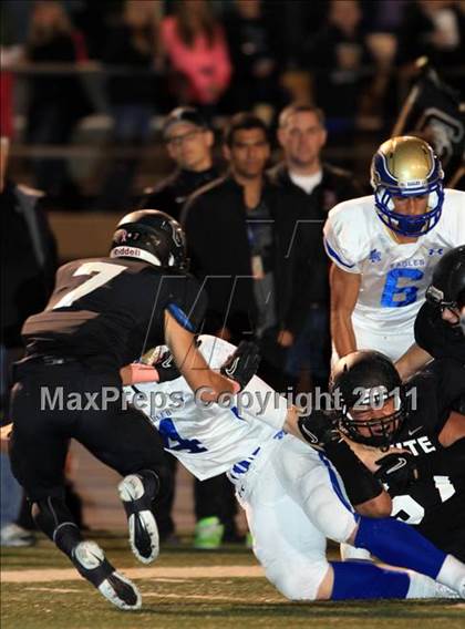 Thumbnail 3 in Santa Margarita vs. Servite  photogallery.