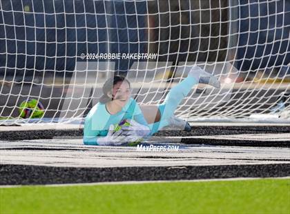 Thumbnail 2 in Royse City vs. Whitehouse (Forney LRS Invitational) photogallery.
