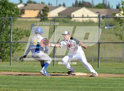 Thumbnail 2 in Del Campo @ Antelope photogallery.
