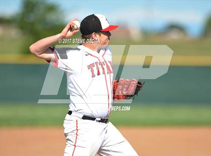 Thumbnail 3 in Del Campo @ Antelope photogallery.