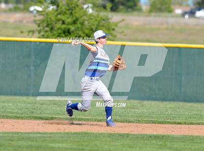 Thumbnail 1 in Del Campo @ Antelope photogallery.