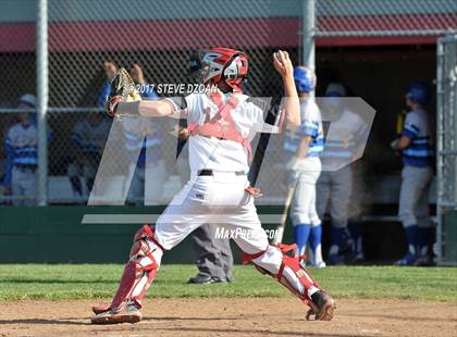 Thumbnail 3 in Del Campo @ Antelope photogallery.