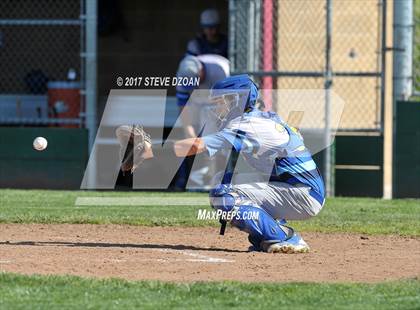Thumbnail 3 in Del Campo @ Antelope photogallery.