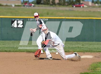 Thumbnail 3 in Del Campo @ Antelope photogallery.