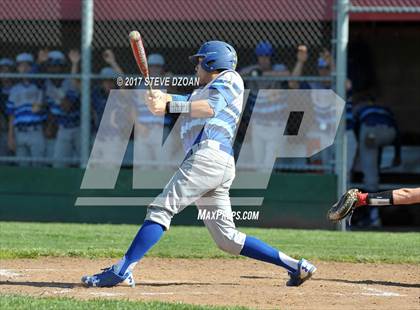Thumbnail 3 in Del Campo @ Antelope photogallery.