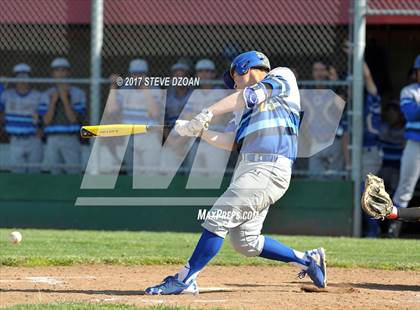 Thumbnail 3 in Del Campo @ Antelope photogallery.