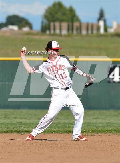Thumbnail 2 in Del Campo @ Antelope photogallery.