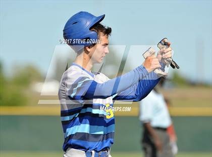 Thumbnail 3 in Del Campo @ Antelope photogallery.