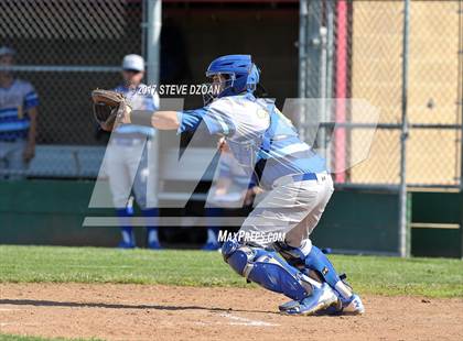Thumbnail 2 in Del Campo @ Antelope photogallery.