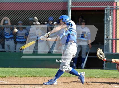 Thumbnail 3 in Del Campo @ Antelope photogallery.