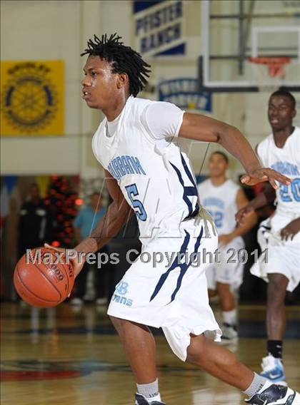 Thumbnail 2 in Newark Memorial vs. Burbank (Gridley Invitational) photogallery.