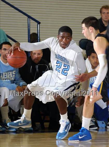 Thumbnail 2 in Newark Memorial vs. Burbank (Gridley Invitational) photogallery.