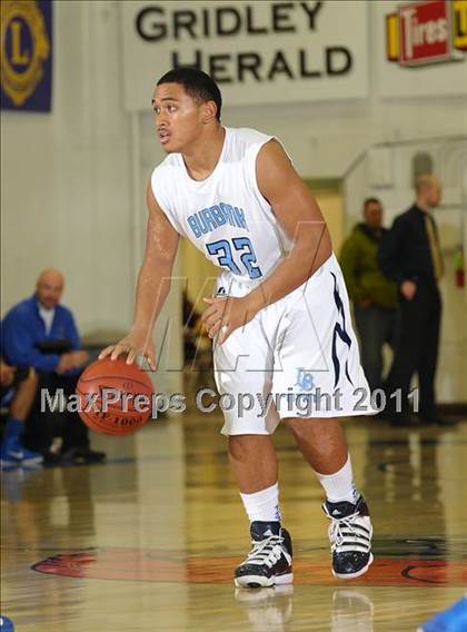 Thumbnail 3 in Newark Memorial vs. Burbank (Gridley Invitational) photogallery.