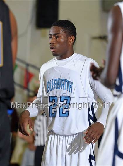 Thumbnail 3 in Newark Memorial vs. Burbank (Gridley Invitational) photogallery.