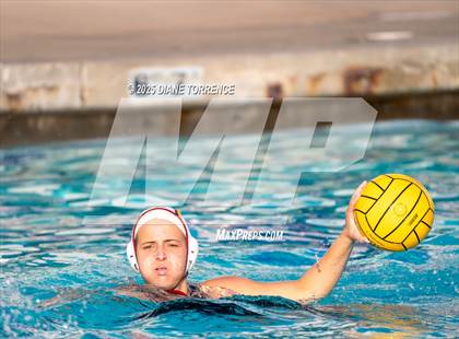 Thumbnail 2 in San Marcos vs Woodrow Wilson (Bill Barnett Holiday Cup) photogallery.