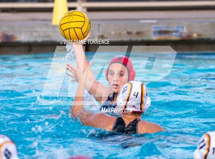 Thumbnail 1 in San Marcos vs Woodrow Wilson (Bill Barnett Holiday Cup) photogallery.
