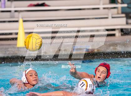 Thumbnail 2 in San Marcos vs Woodrow Wilson (Bill Barnett Holiday Cup) photogallery.