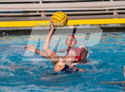 Thumbnail 3 in San Marcos vs Woodrow Wilson (Bill Barnett Holiday Cup) photogallery.